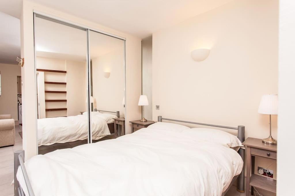 Awesome Apartment In The Heart Of Camden Town Londýn Exteriér fotografie